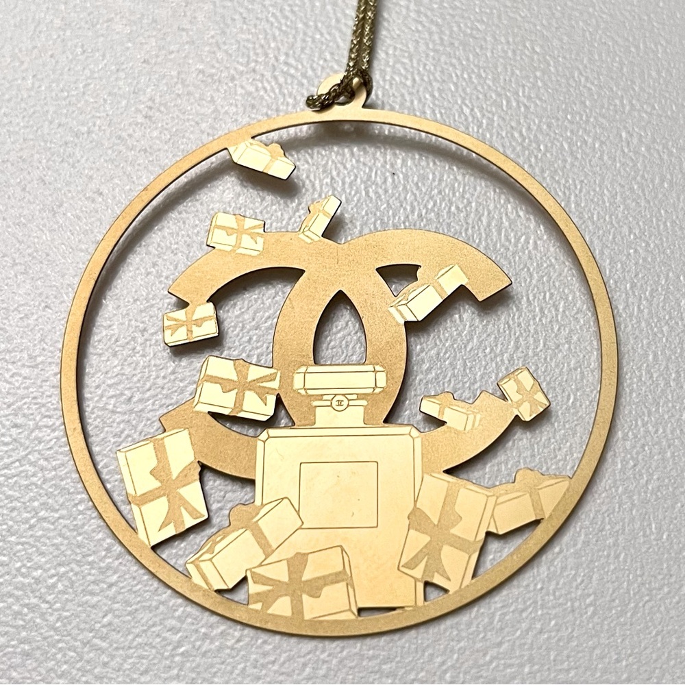 CHANEL ORNAMENT